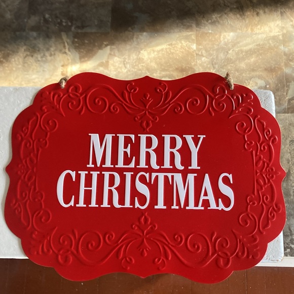 NWT Beautiful Holiday Red & White Merry Christmas Embossed Metal Decoration Sign - Picture 11 of 12